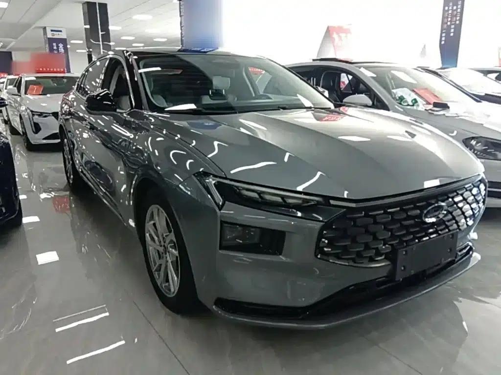 2022 Ford Mondeo Facelift EcoBoost 245 Luxury — миниатюра 4