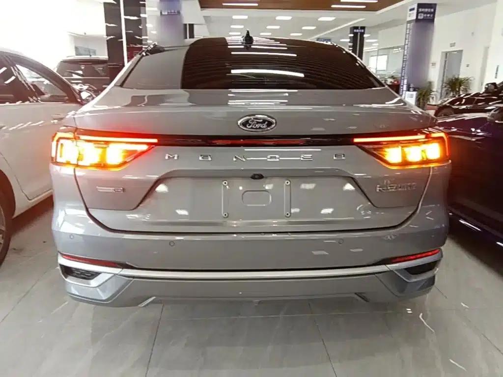 2022 Ford Mondeo Facelift EcoBoost 245 Luxury — миниатюра 6