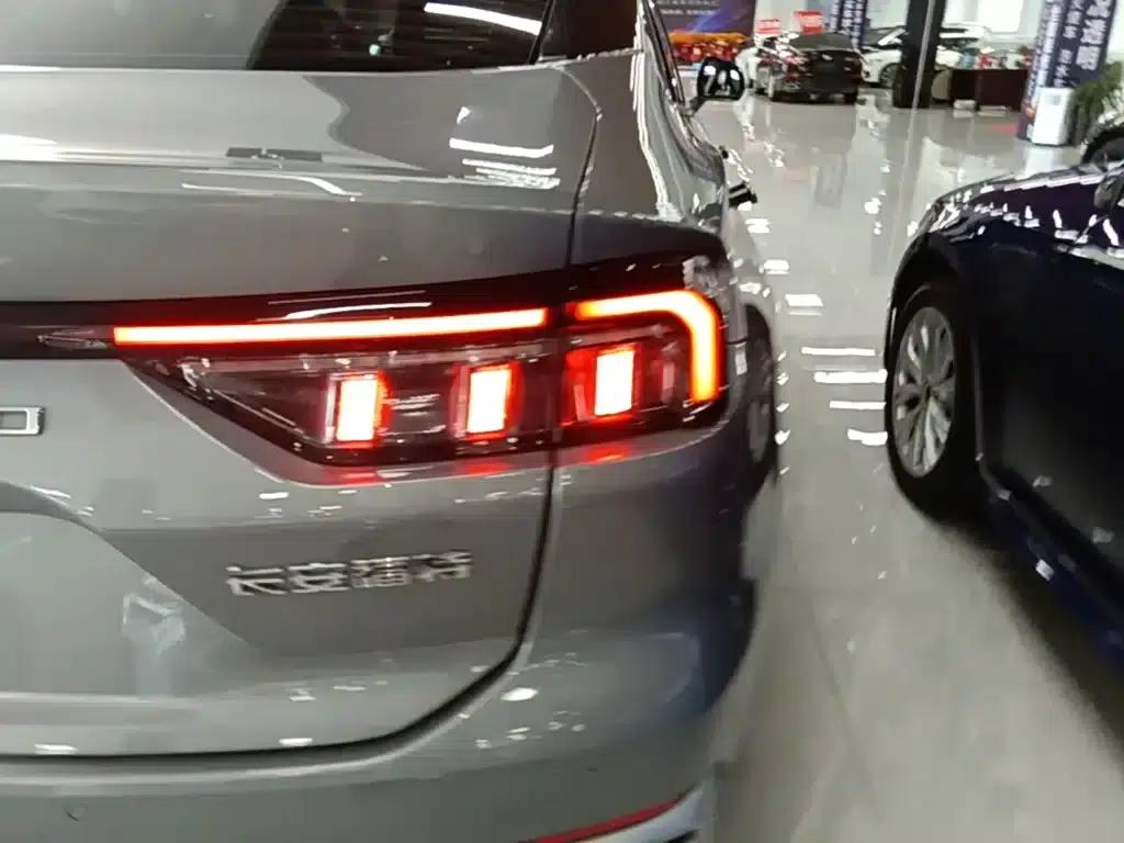 2022 Ford Mondeo Facelift EcoBoost 245 Luxury — миниатюра 8