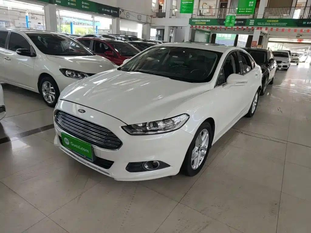 2013 Ford Mondeo 1.5L GTDi180 Fashion Edition — миниатюра 2
