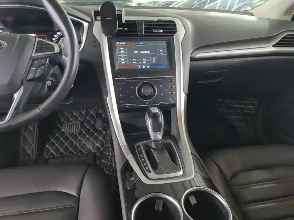2013 Ford Mondeo 1.5L GTDi180 Fashion Edition — миниатюра 13