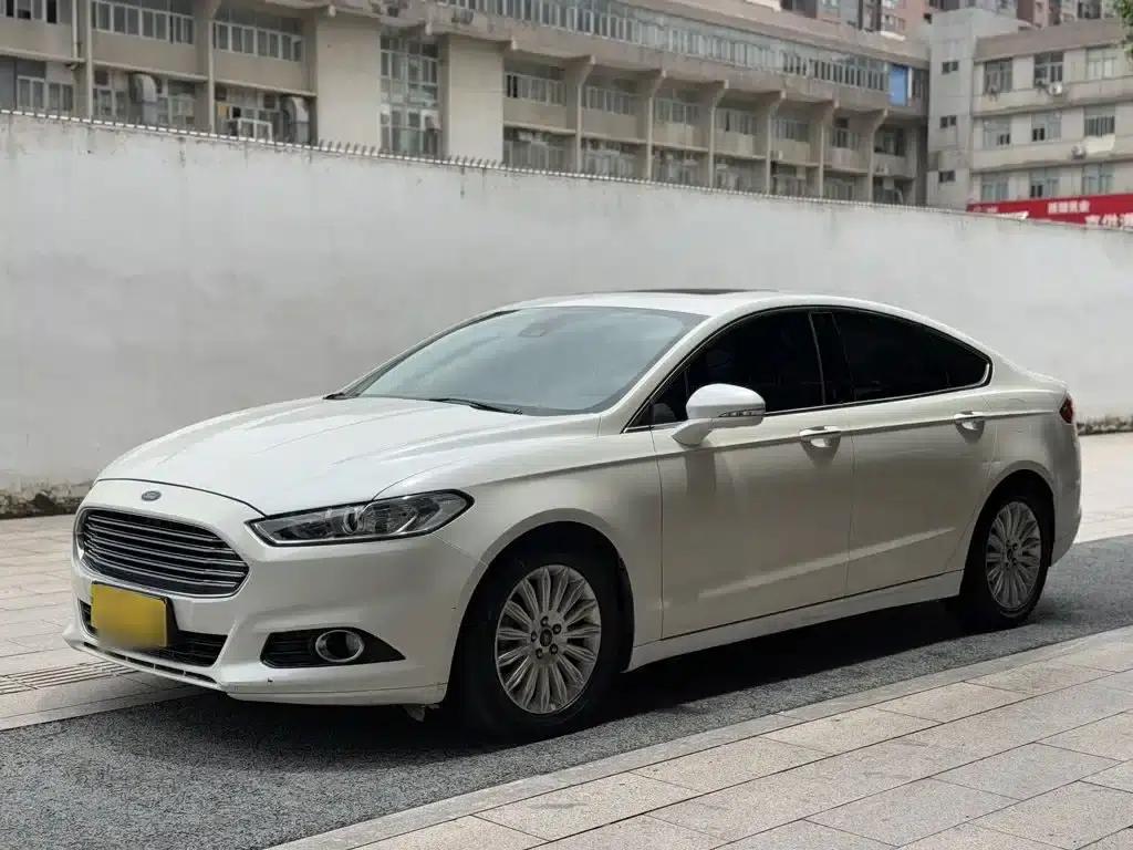 2013 Ford Mondeo 2.0L GTDi200 Fashion Edition — миниатюра 2