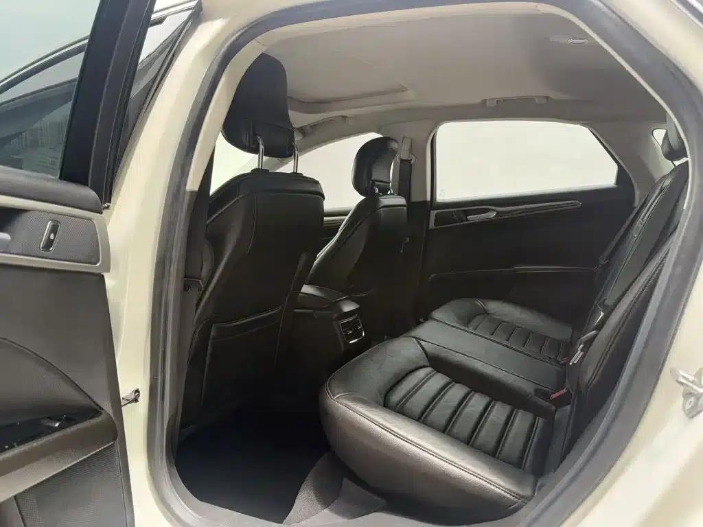 2013 Ford Mondeo 2.0L GTDi200 Fashion Edition — миниатюра 13