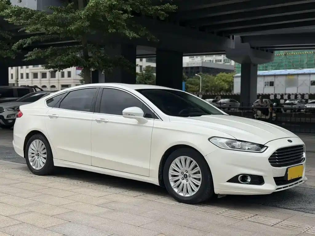 2013 Ford Mondeo 2.0L GTDi200 Fashion Edition — миниатюра 22