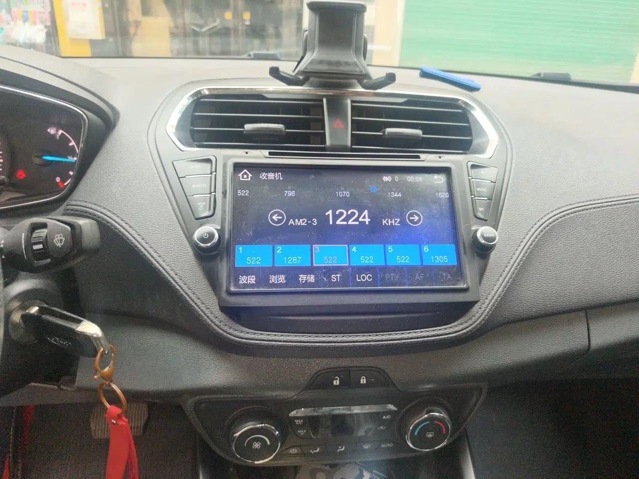 Ford Escort 2015 1.5L Automatic Fashion Model — миниатюра 13