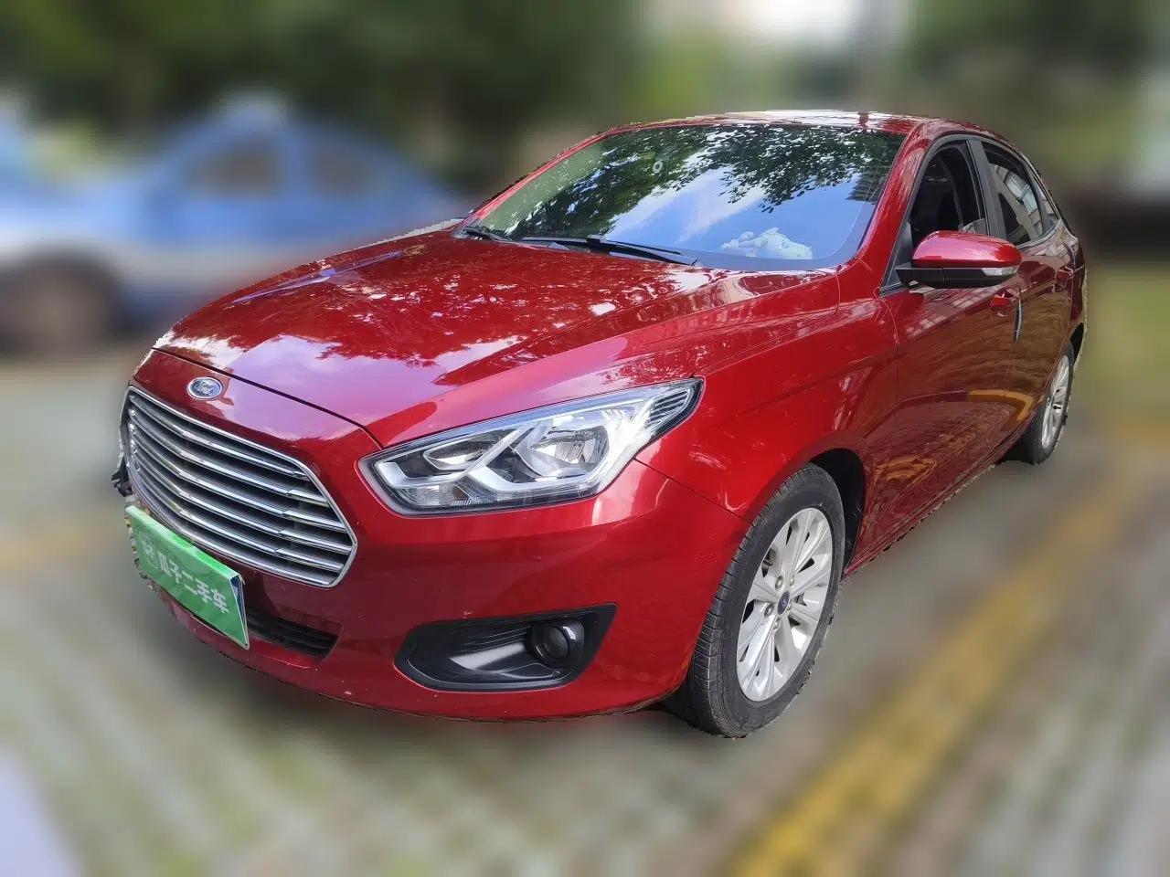 Ford Escort 2017 Happy Edition 1.5L Manual Fashion Model — миниатюра 1