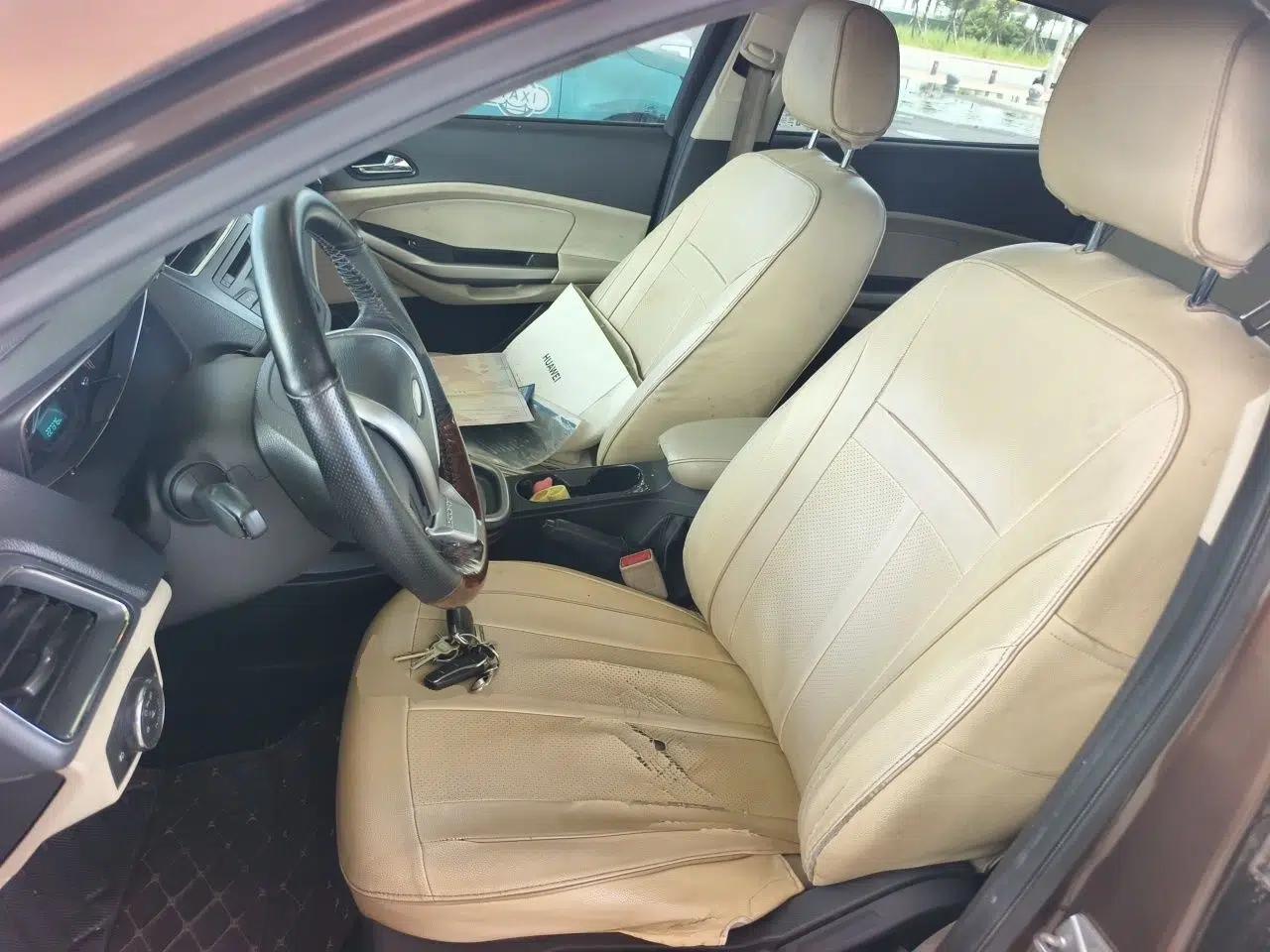 Ford Escort 2015 1.5L Automatic Comfort Edition — миниатюра 15