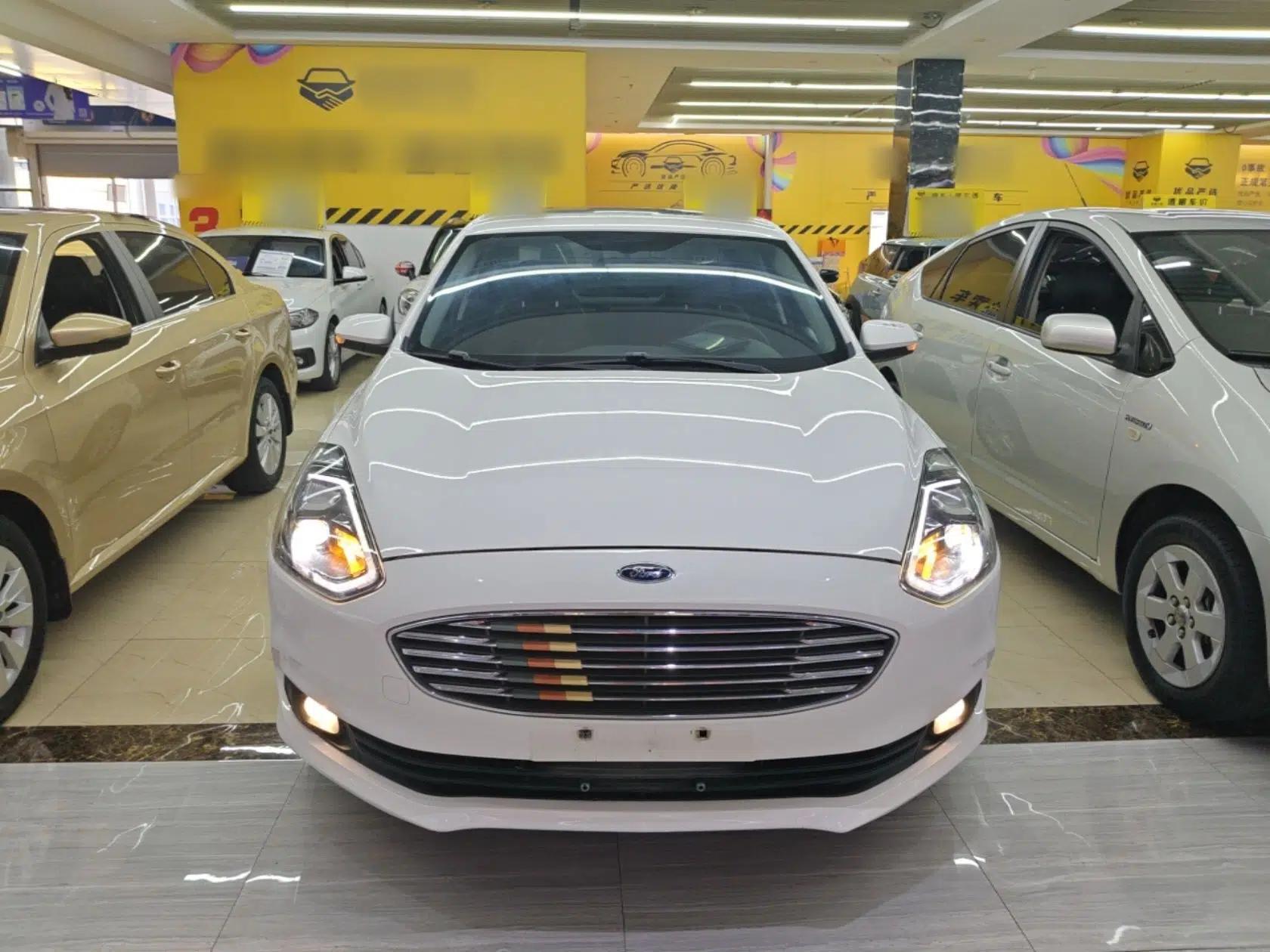 Ford Escort 2019 Revised Version 1.5L Automatic Enjoyment Type China VI Standard — миниатюра 2
