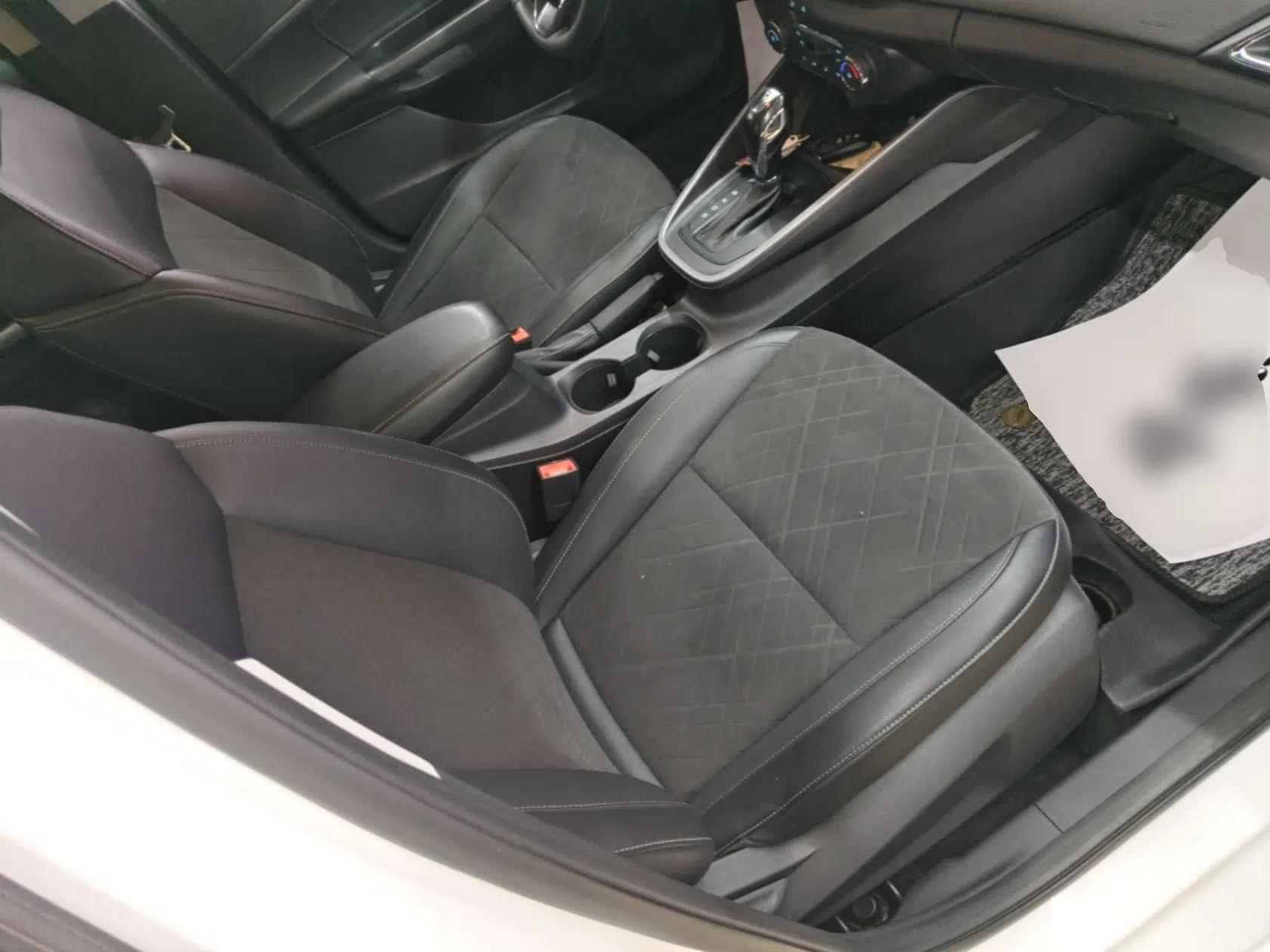Ford Escort 2019 Revised Version 1.5L Automatic Enjoyment Type China VI Standard — миниатюра 19