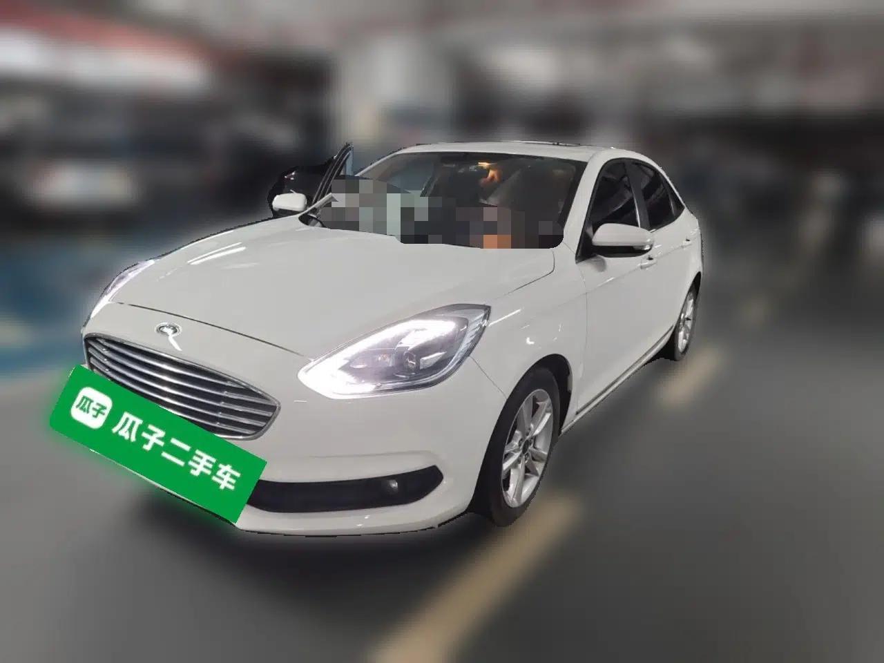Ford Escort 2019 Revised Version 1.5L Automatic Enjoyment Type China VI Standard — миниатюра 1