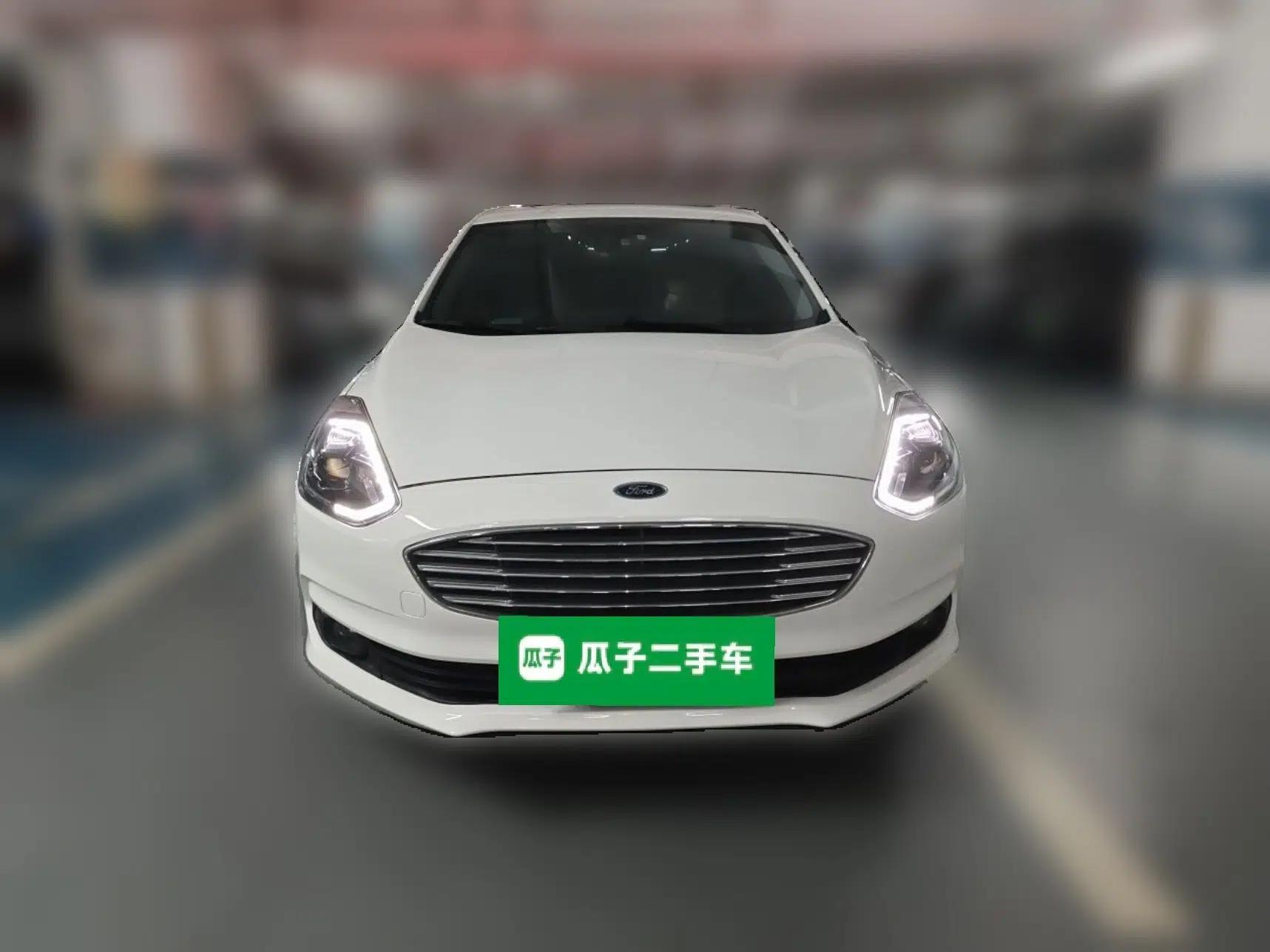 Ford Escort 2019 Revised Version 1.5L Automatic Enjoyment Type China VI Standard — миниатюра 2