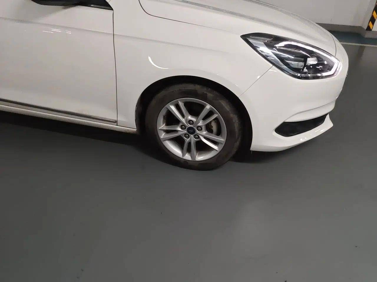 Ford Escort 2019 Revised Version 1.5L Automatic Enjoyment Type China VI Standard — миниатюра 8