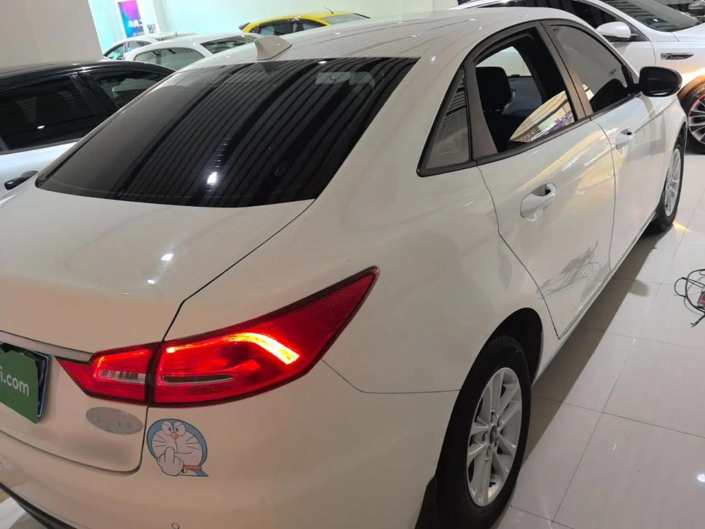 Ford Escort 2019 Revised 1.5L Automatic ZhiXiang Version (Tire Pressure Monitoring) China VI Standard — миниатюра 6