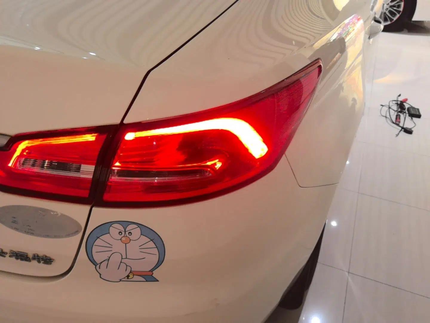 Ford Escort 2019 Revised 1.5L Automatic ZhiXiang Version (Tire Pressure Monitoring) China VI Standard — миниатюра 9