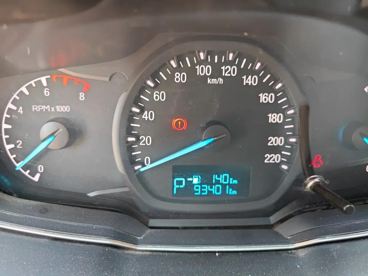 Ford Escort 2017 Revised Version 1.5L Automatic Comfort Edition — миниатюра 11