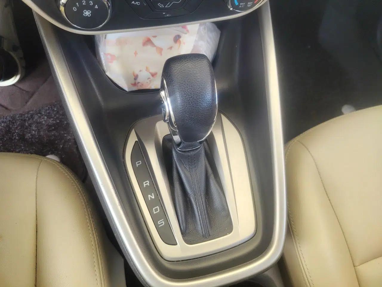 Ford Escort 2017 Revised Version 1.5L Automatic Comfort Edition — миниатюра 14