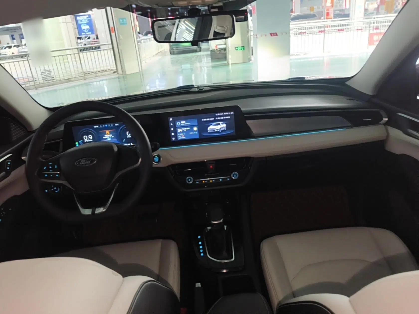 Ford Escort 2021 1.5L Automatic Diamond Edition — миниатюра 12