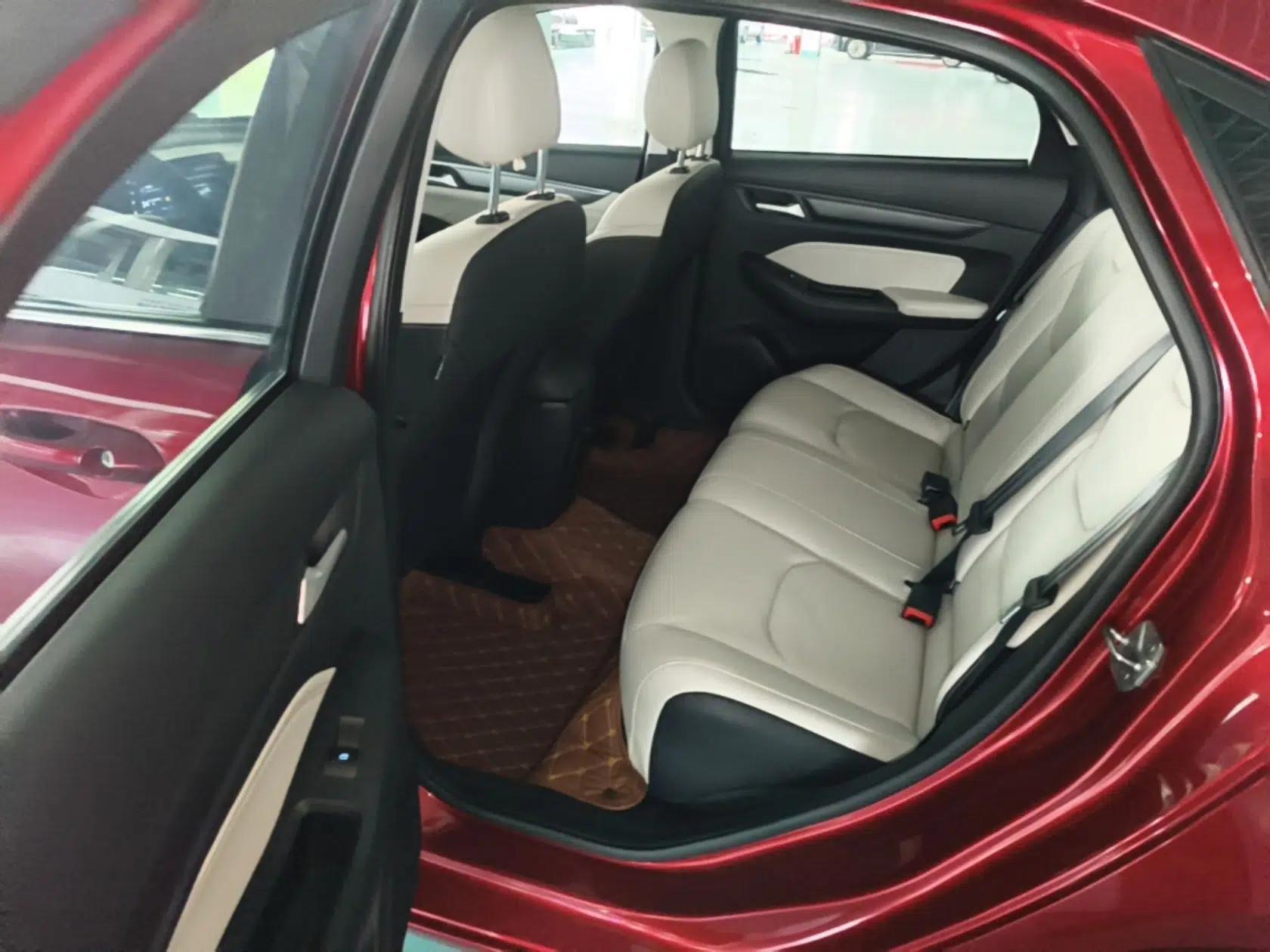 Ford Escort 2021 1.5L Automatic Diamond Edition — миниатюра 20