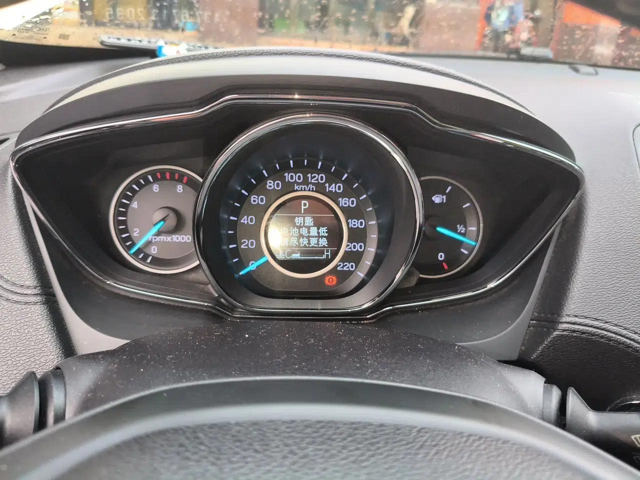 Ford Escort 2019 Revised Version 1.5L Automatic Enjoyment Type China V Standard — миниатюра 11