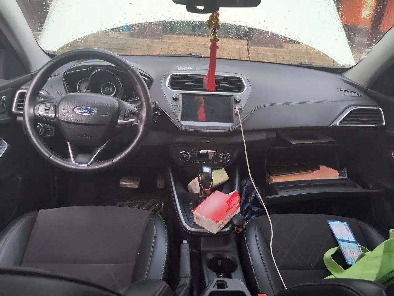 Ford Escort 2019 Revised Version 1.5L Automatic Enjoyment Type China V Standard — миниатюра 9