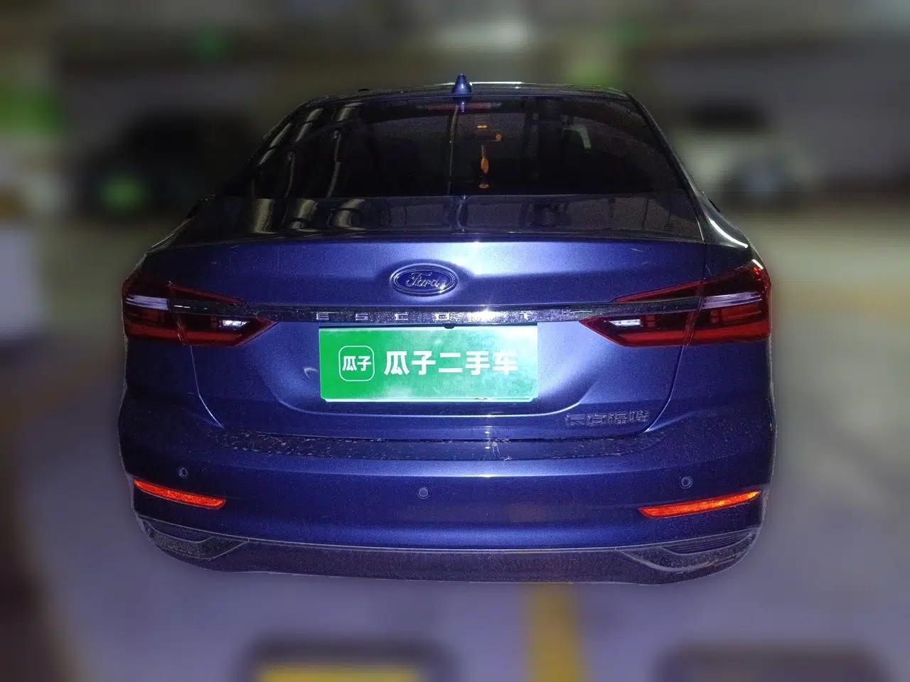 Ford Escort 2021 1.5L Automatic Platinum Edition — миниатюра 5