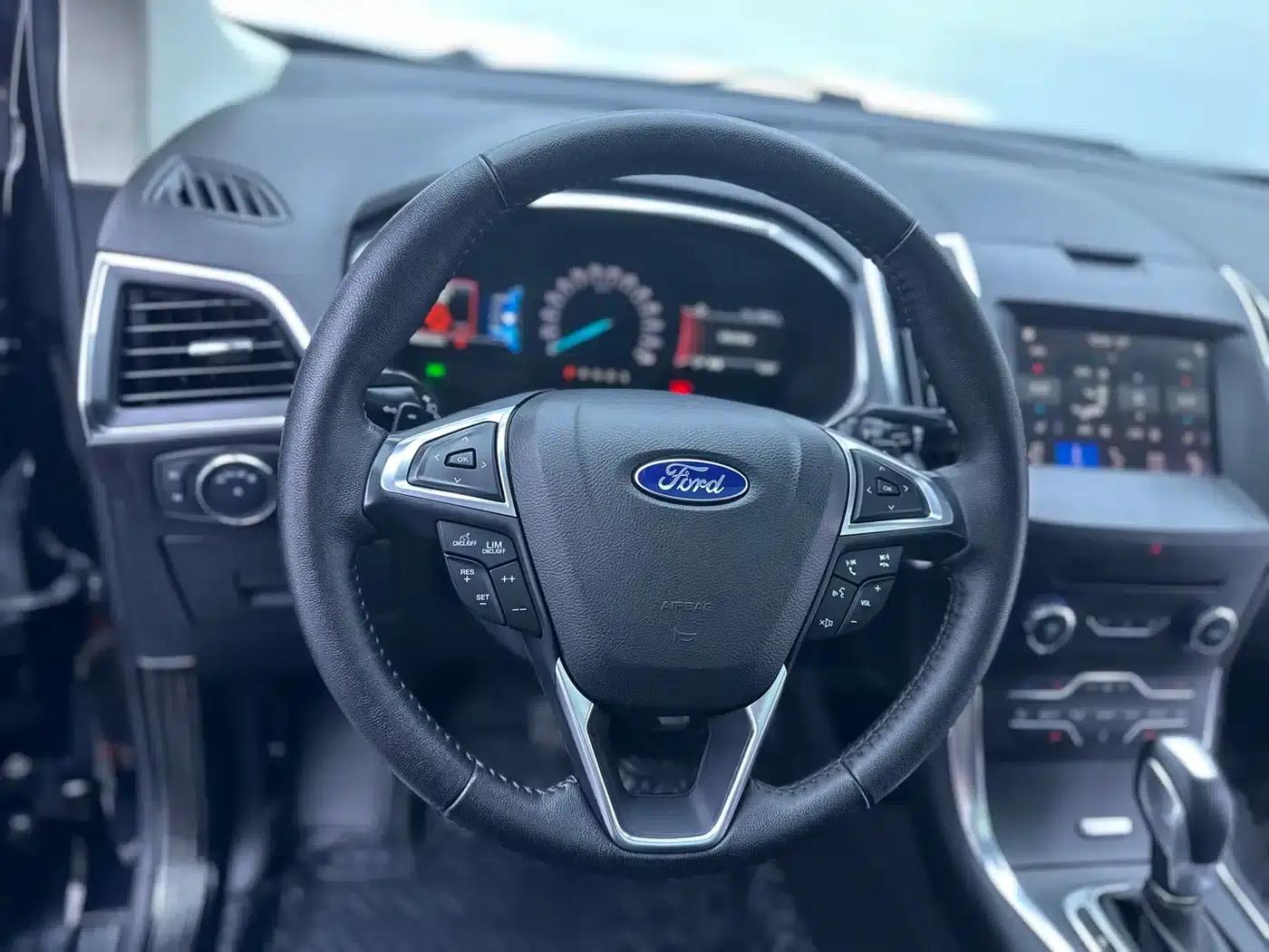 Edge 2018 EcoBoost 245 2WD Luxury 7-seater (National V Emission Standard) — миниатюра 17