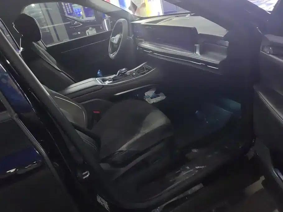 2025 Ford Edge L 2.0T EcoBoost 2WD 7-Seat Luxury — миниатюра 8