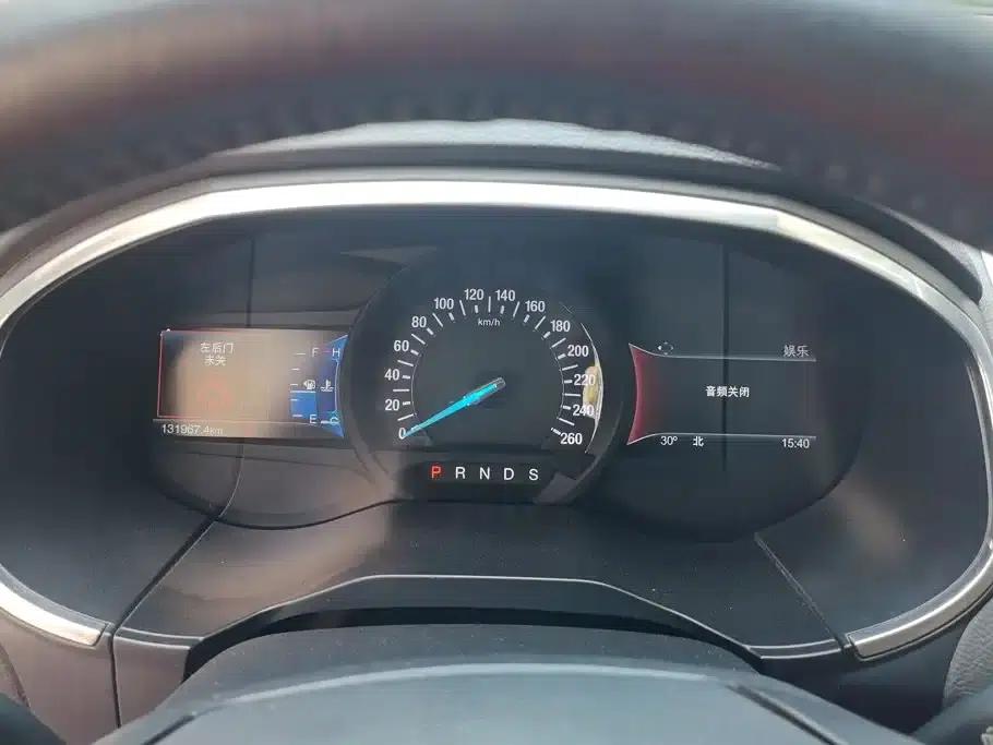 2016 Ford Edge EcoBoost 245 2WD Luxury 7-seater — миниатюра 14