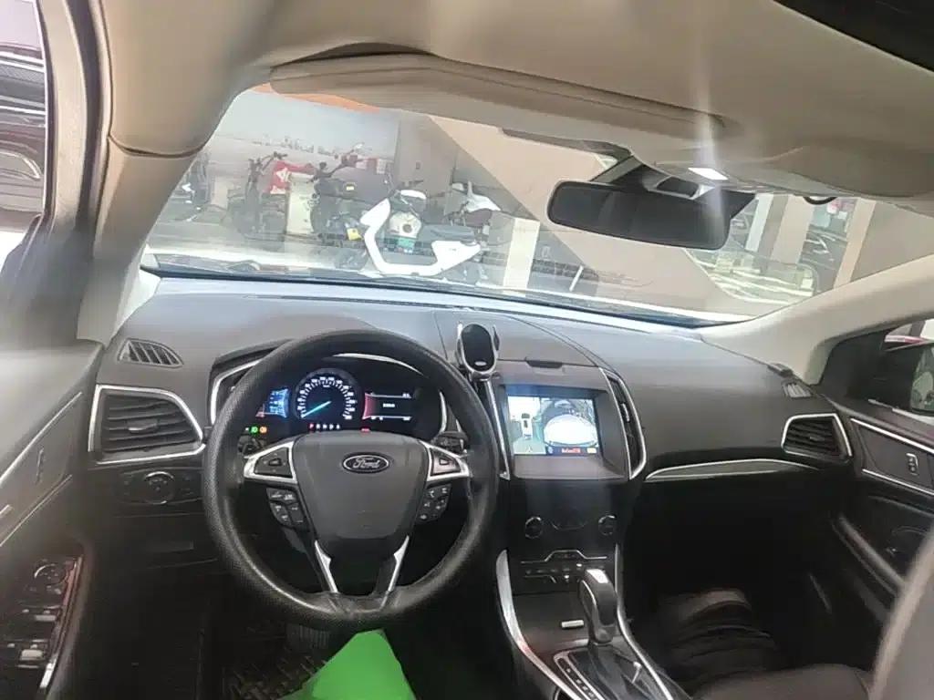 Edge 2018 EcoBoost 245 2WD Luxury 7-seater (National V Emission Standard) — миниатюра 10