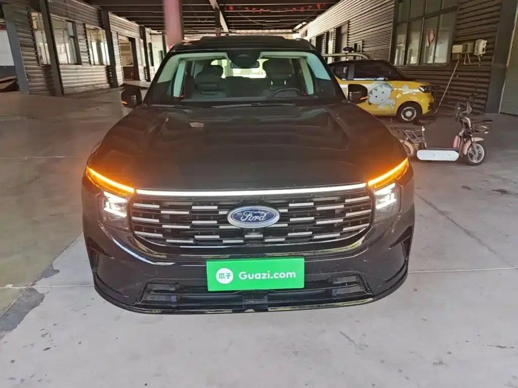 2026 Ford Edge L 2.0T EcoBoost E Hybrid AWD 7-Seat Supreme Edition — миниатюра 3