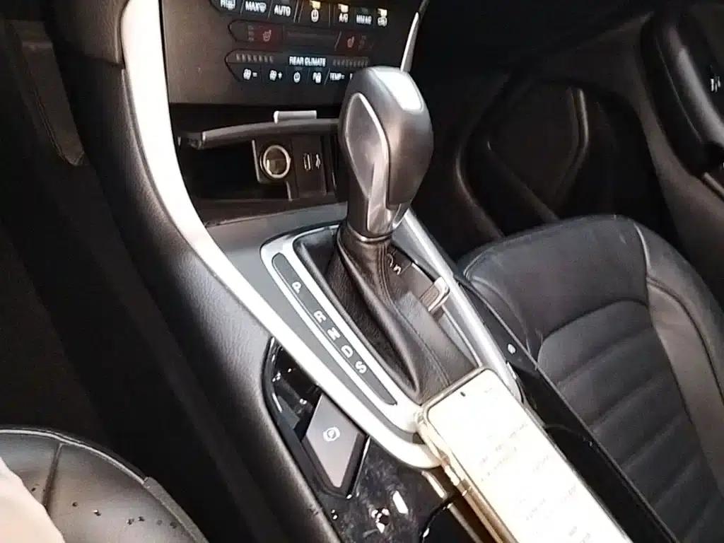 Edge 2018 EcoBoost 245 2WD Platinum Edition 7-seater (China V emission standard) — миниатюра 14
