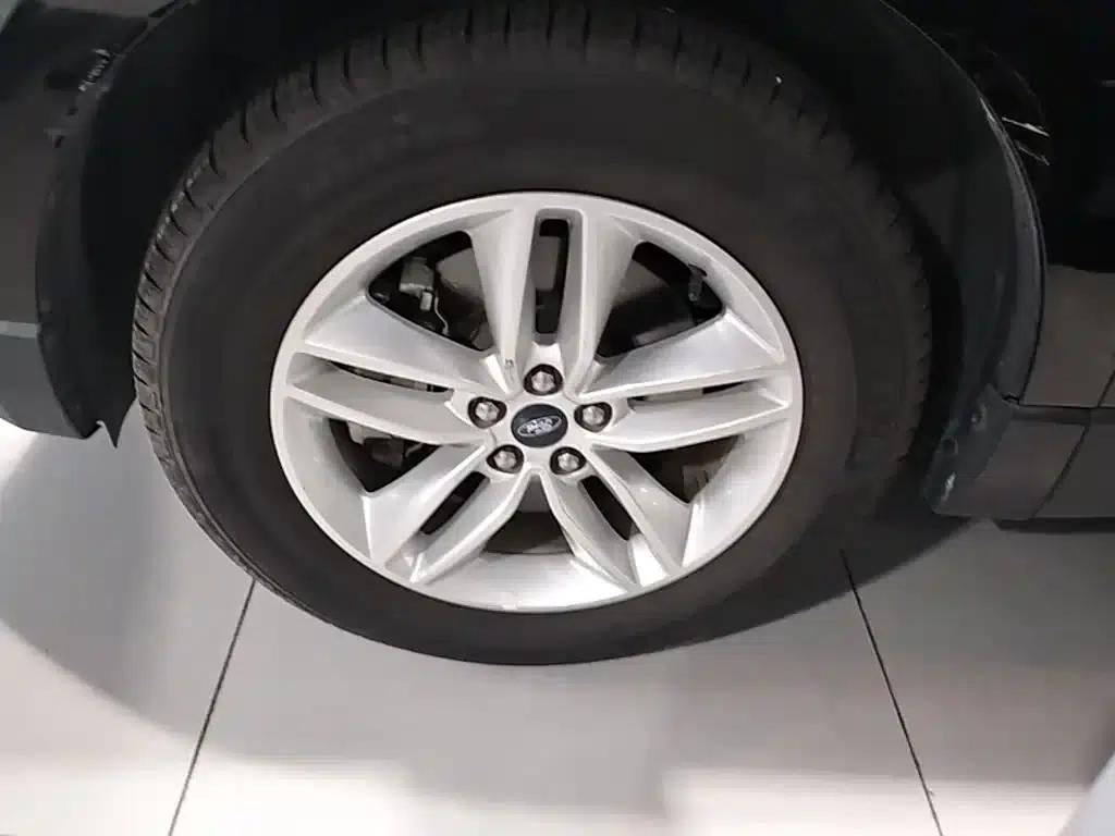 Edge 2018 EcoBoost 245 2WD Platinum Edition 7-seater (China V emission standard) — миниатюра 23