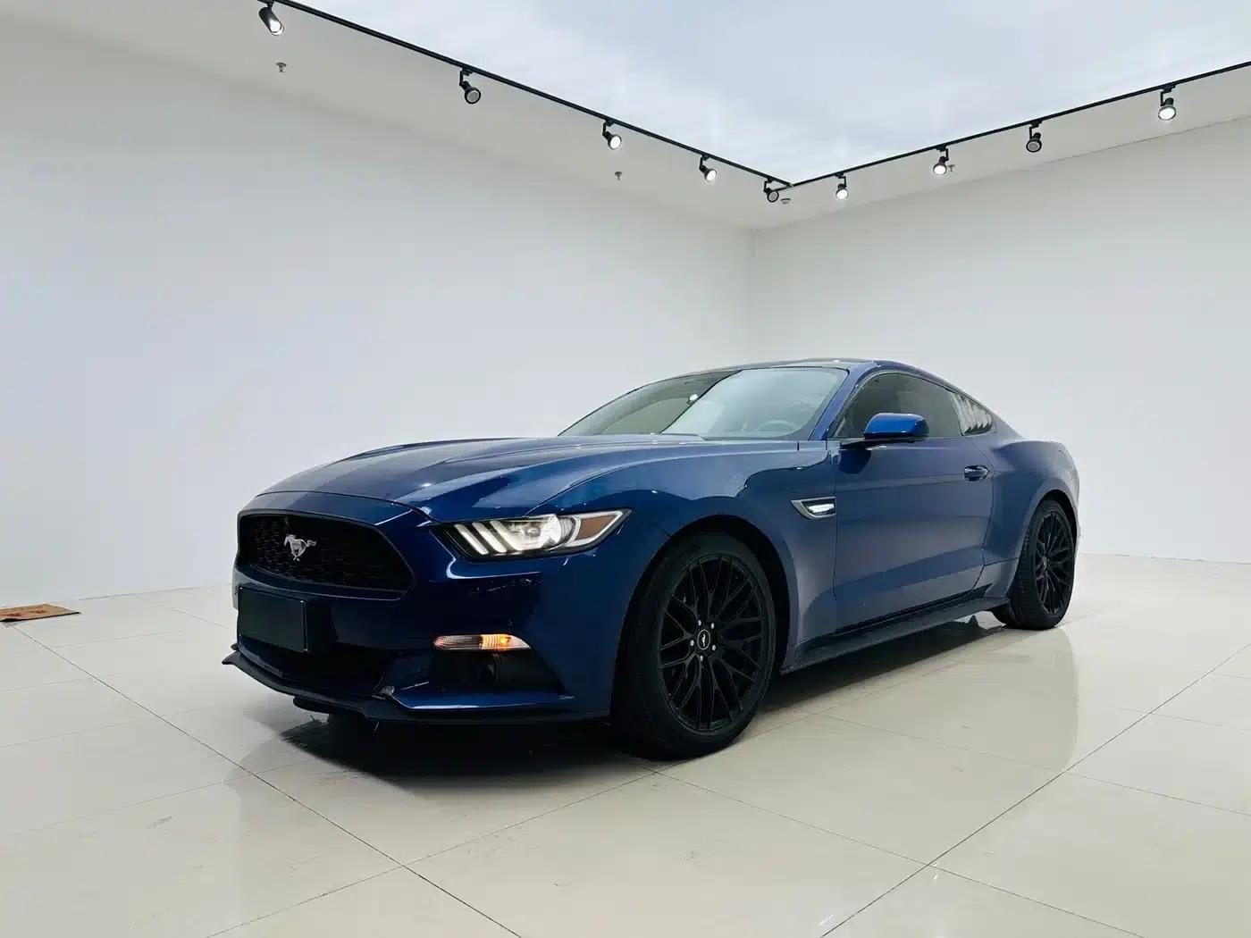 2016 Mustang 2.3T US Spec — миниатюра 1