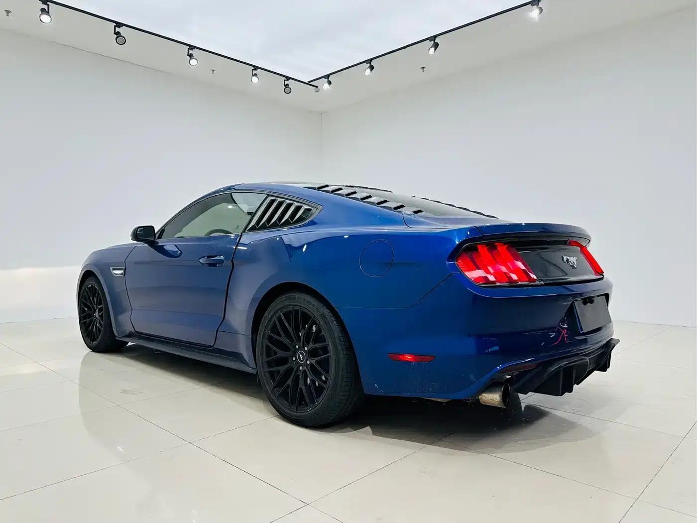 2016 Mustang 2.3T US Spec — миниатюра 4