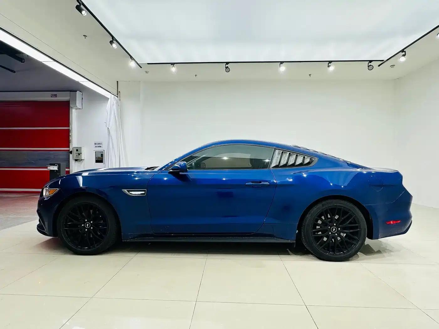 2016 Mustang 2.3T US Spec — миниатюра 7
