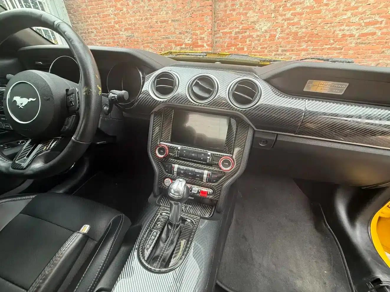 2017 Mustang 2.3T Sport Edition — миниатюра 5