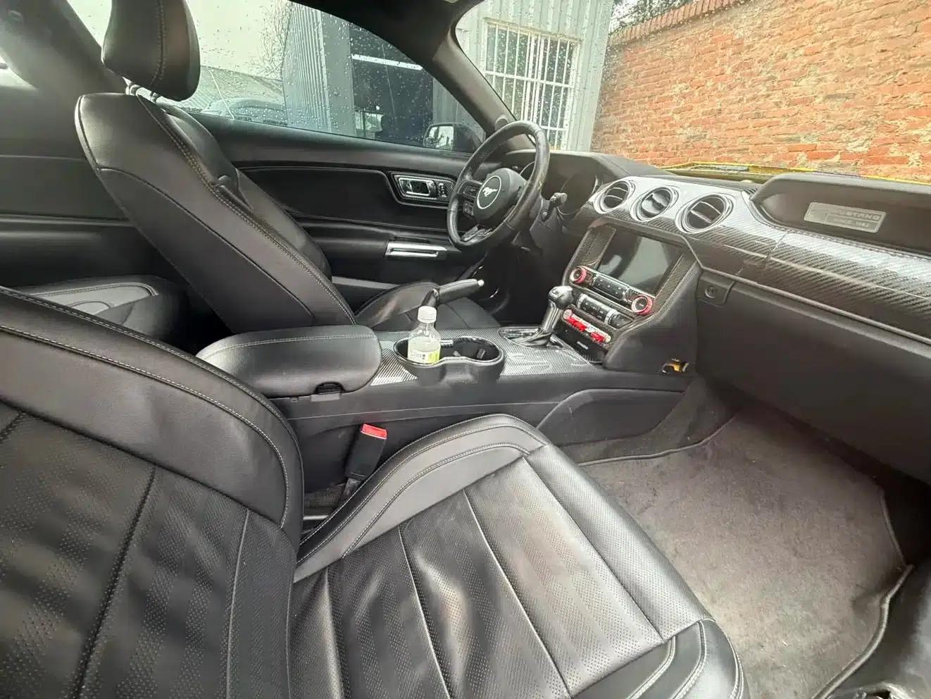 2017 Mustang 2.3T Sport Edition — миниатюра 6