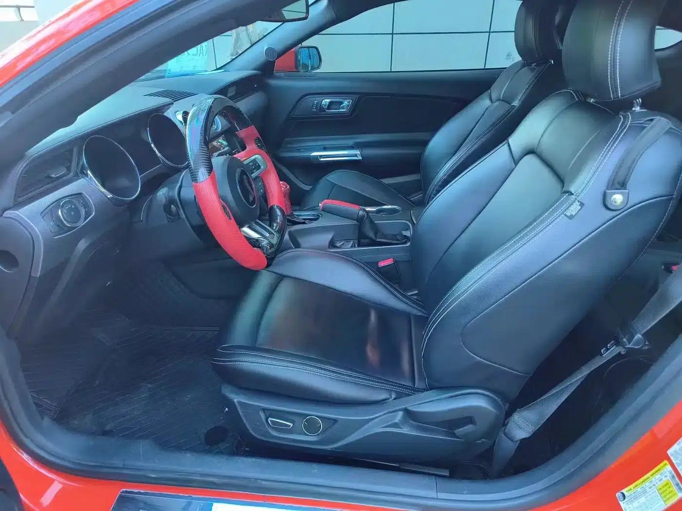 2017 Mustang 2.3T Sport Edition — миниатюра 3