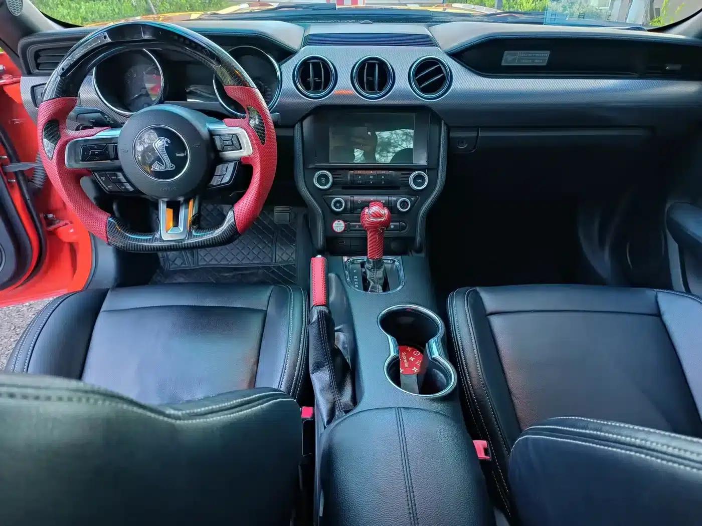 2017 Mustang 2.3T Sport Edition — миниатюра 4