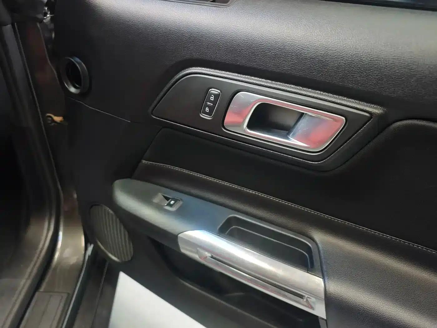 2019 Mustang 2.3L EcoBoost — миниатюра 12