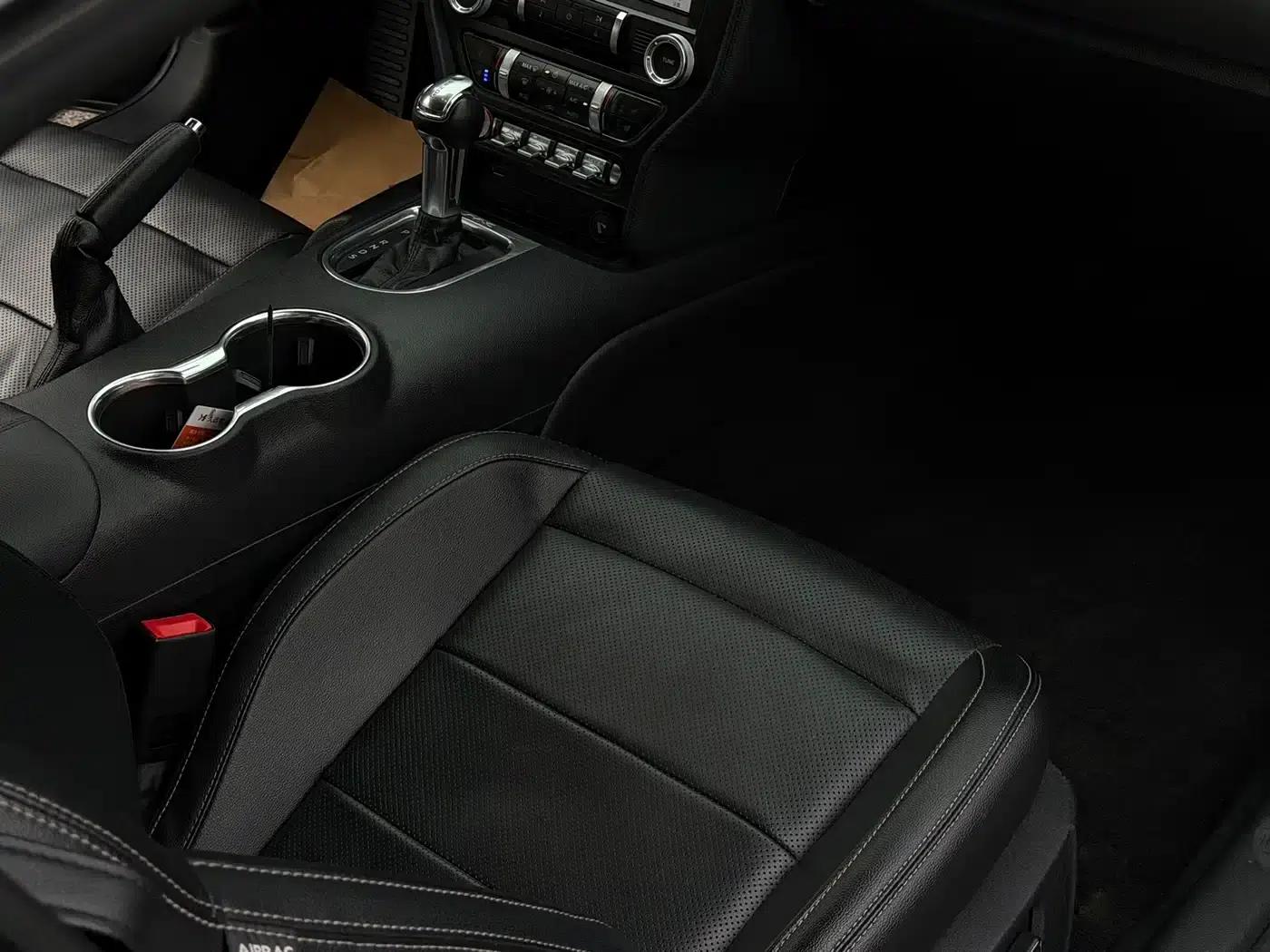 2020 Mustang 2.3L EcoBoost — миниатюра 5