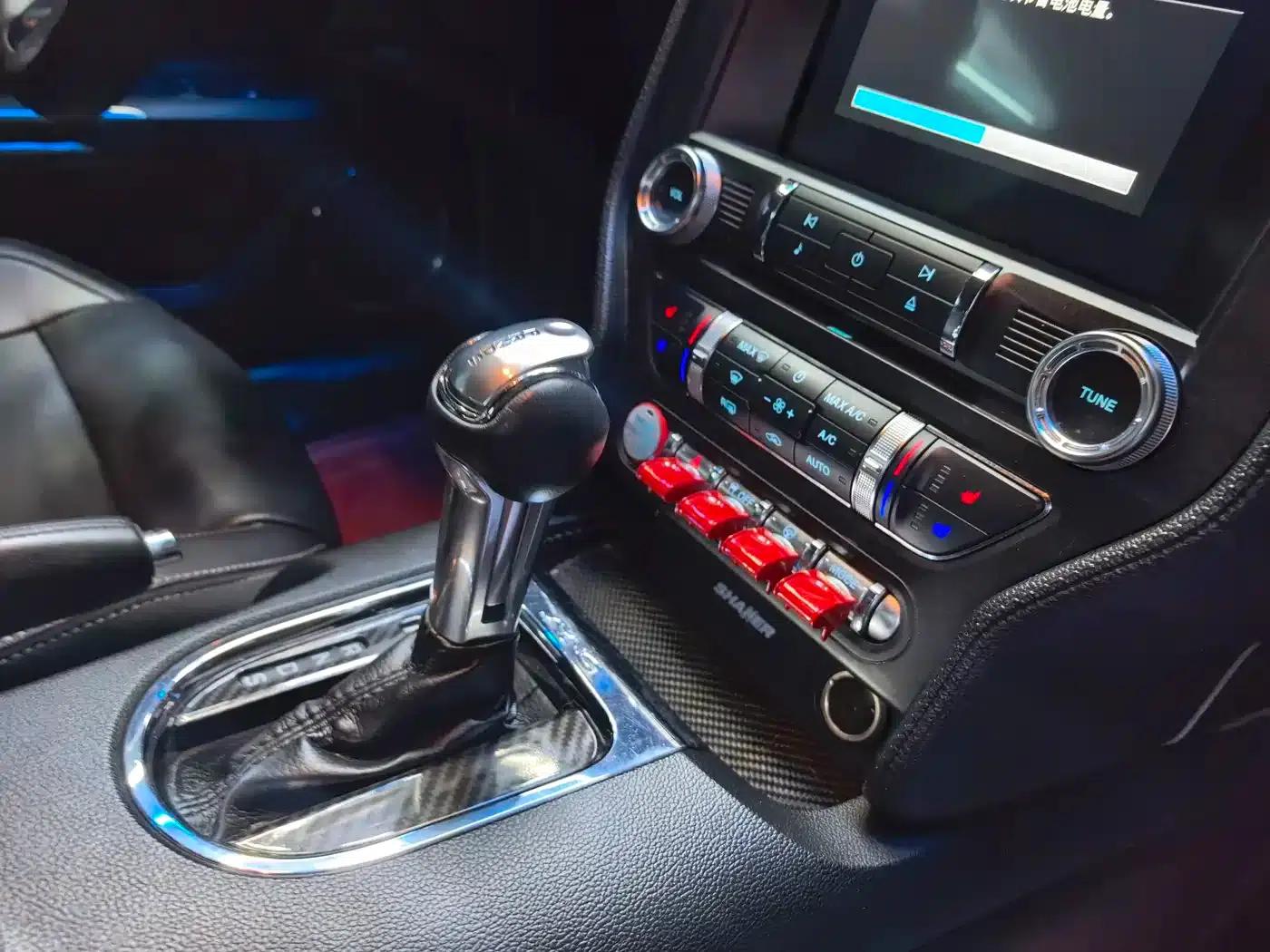 2015 Mustang 2.3T Performance Edition — миниатюра 15