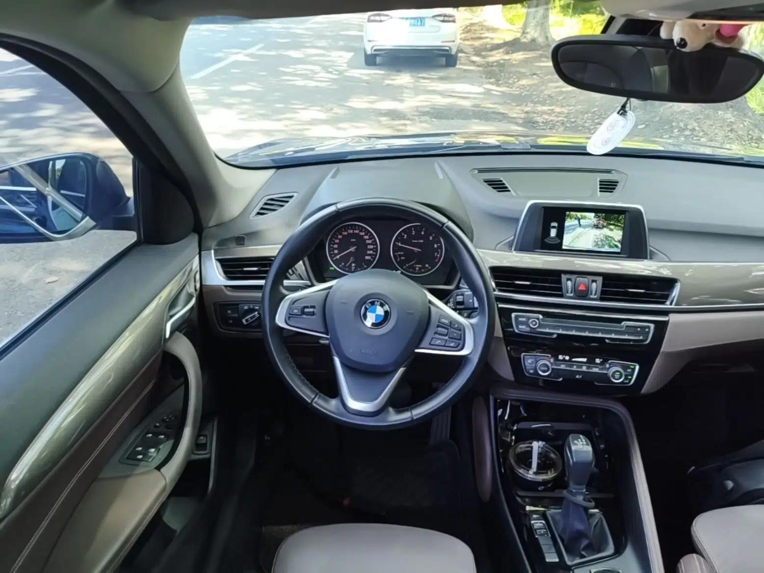 BMW X1 2018 sDrive18Li Luxury Model — миниатюра 18