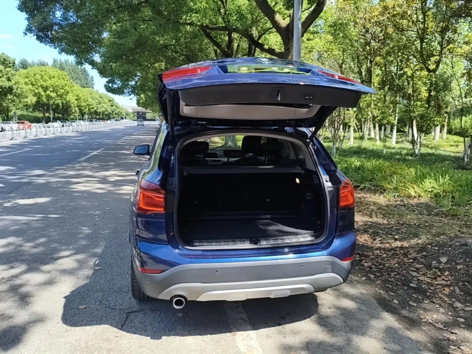BMW X1 2018 sDrive18Li Luxury Model — миниатюра 27