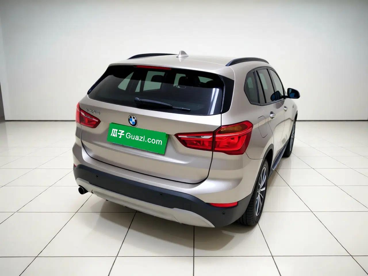 BMW X1 2016 sDrive18Li Fashion Model — миниатюра 6