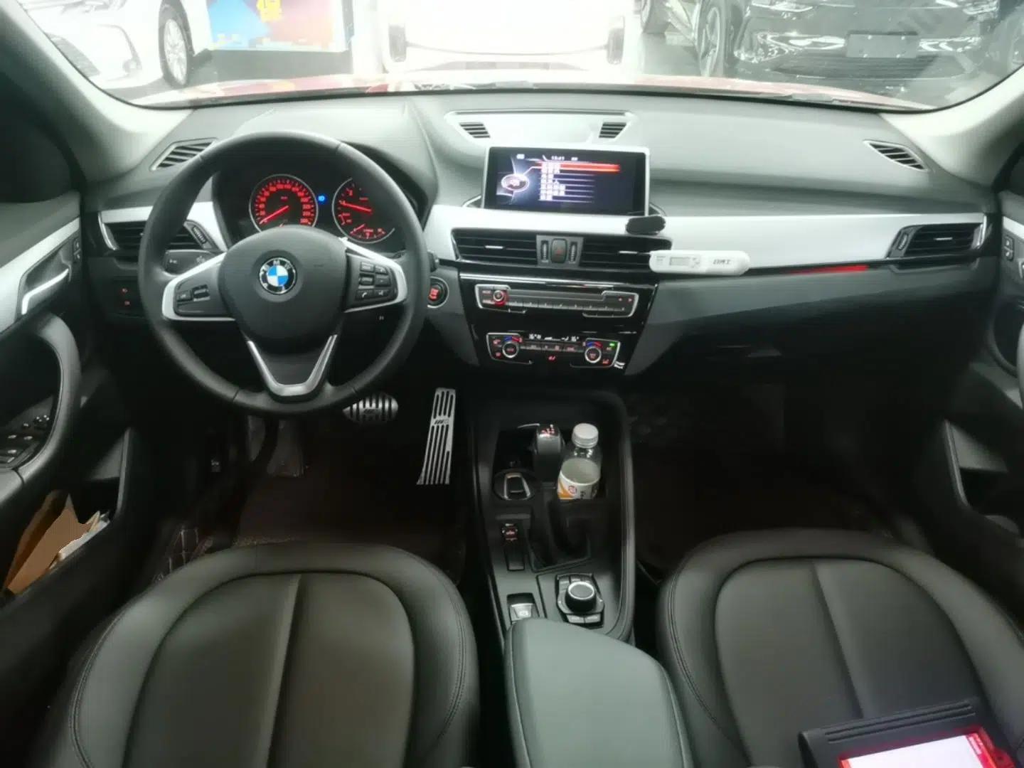 BMW X1 2016 sDrive18Li Fashion Model — миниатюра 12