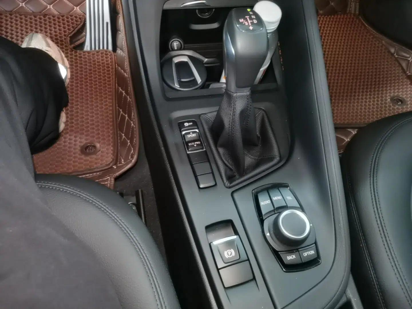 BMW X1 2016 sDrive18Li Fashion Model — миниатюра 16