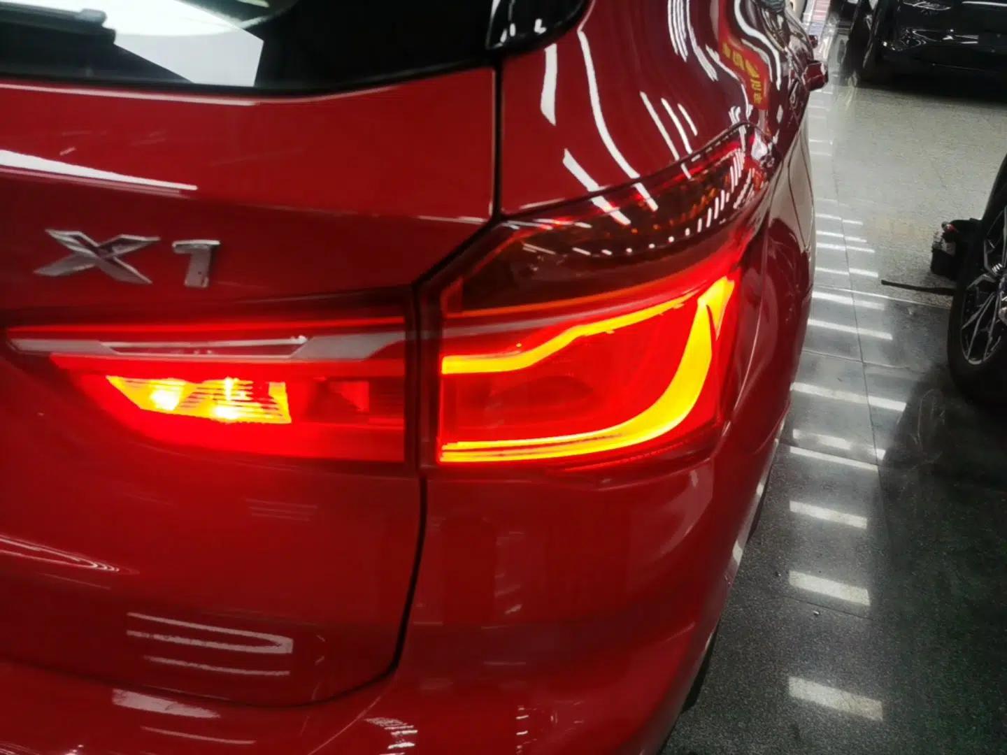 BMW X1 2016 sDrive18Li Fashion Model — миниатюра 9