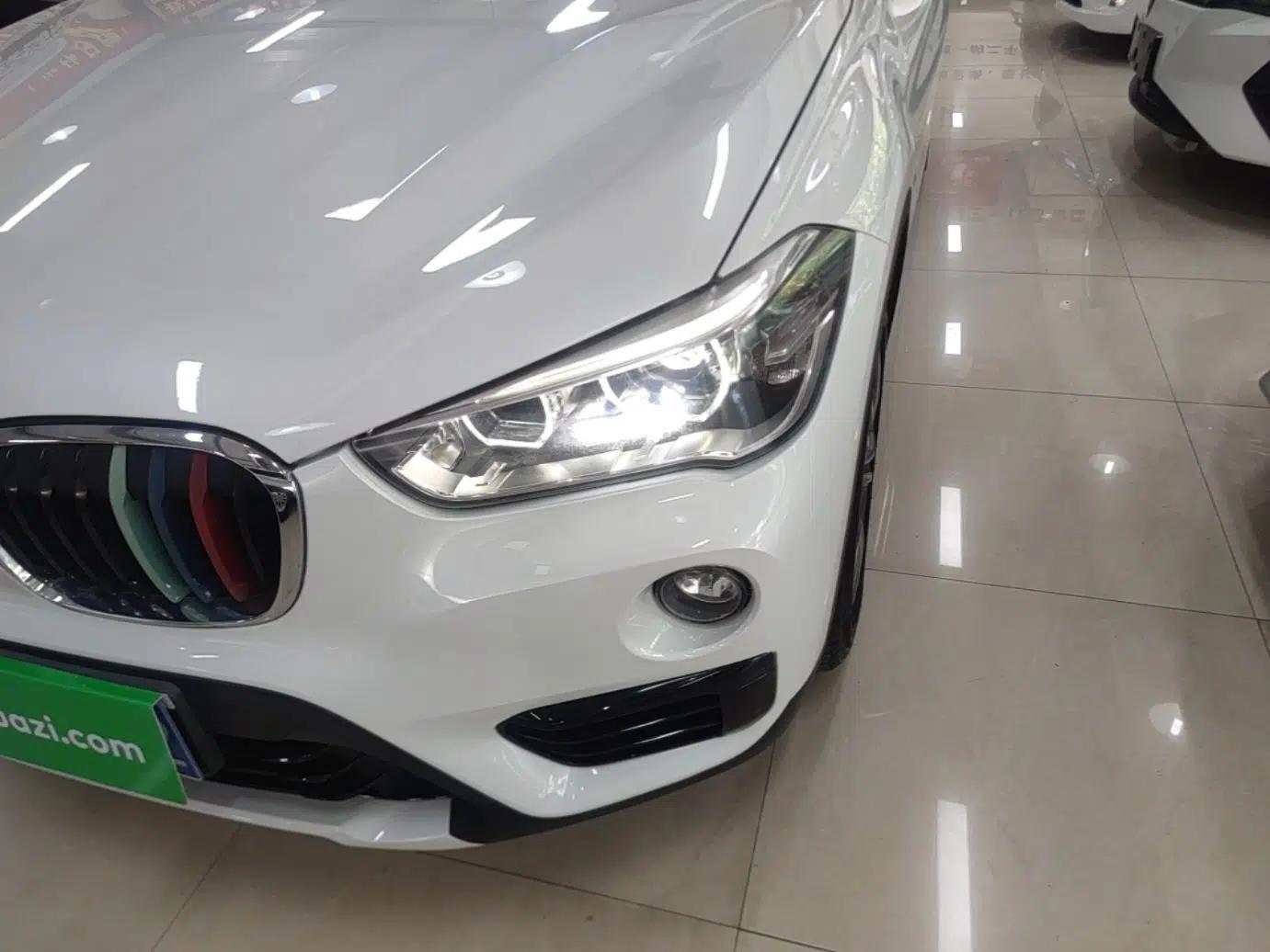 BMW X1 2018 sDrive18Li Luxury Model — миниатюра 8