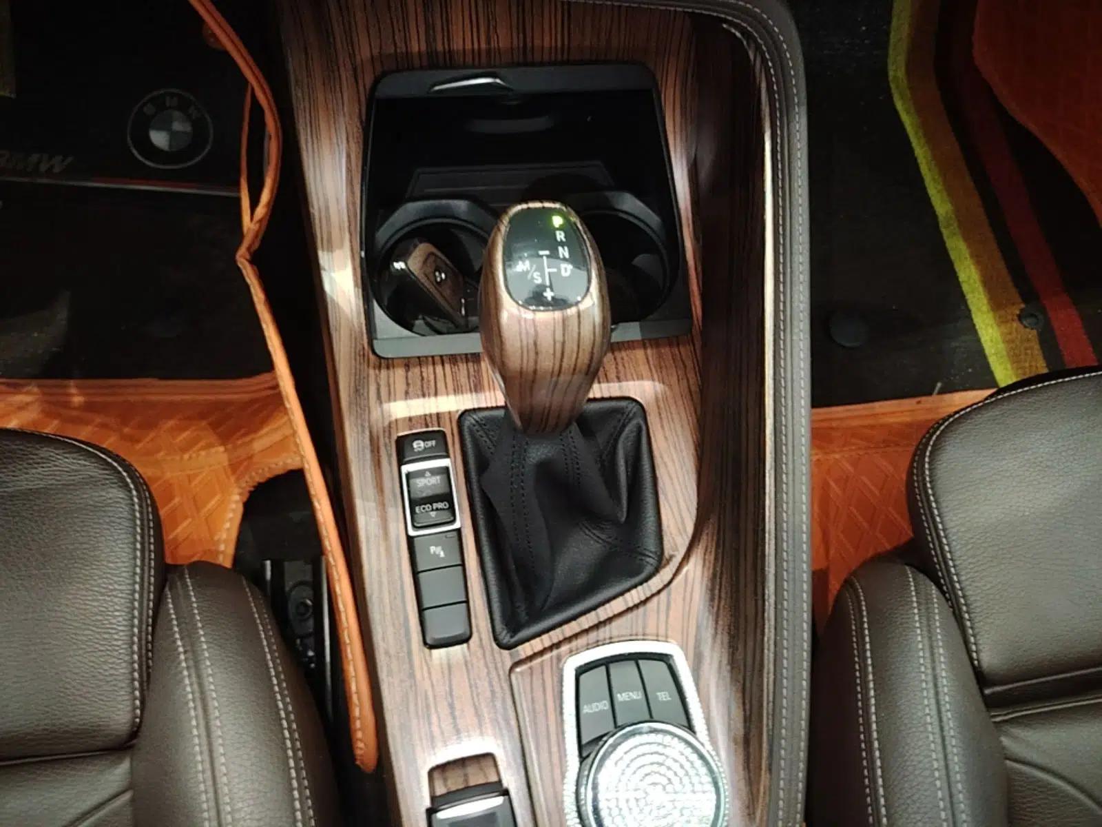 BMW X1 2016 sDrive18Li Luxury Model — миниатюра 16